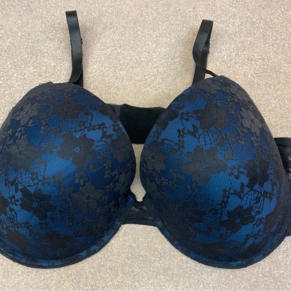 42DD push up bra - Picture 3 of 6